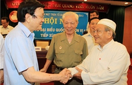 Chủ tịch nước Trương Tấn Sang tiếp xúc cử tri TP HCM